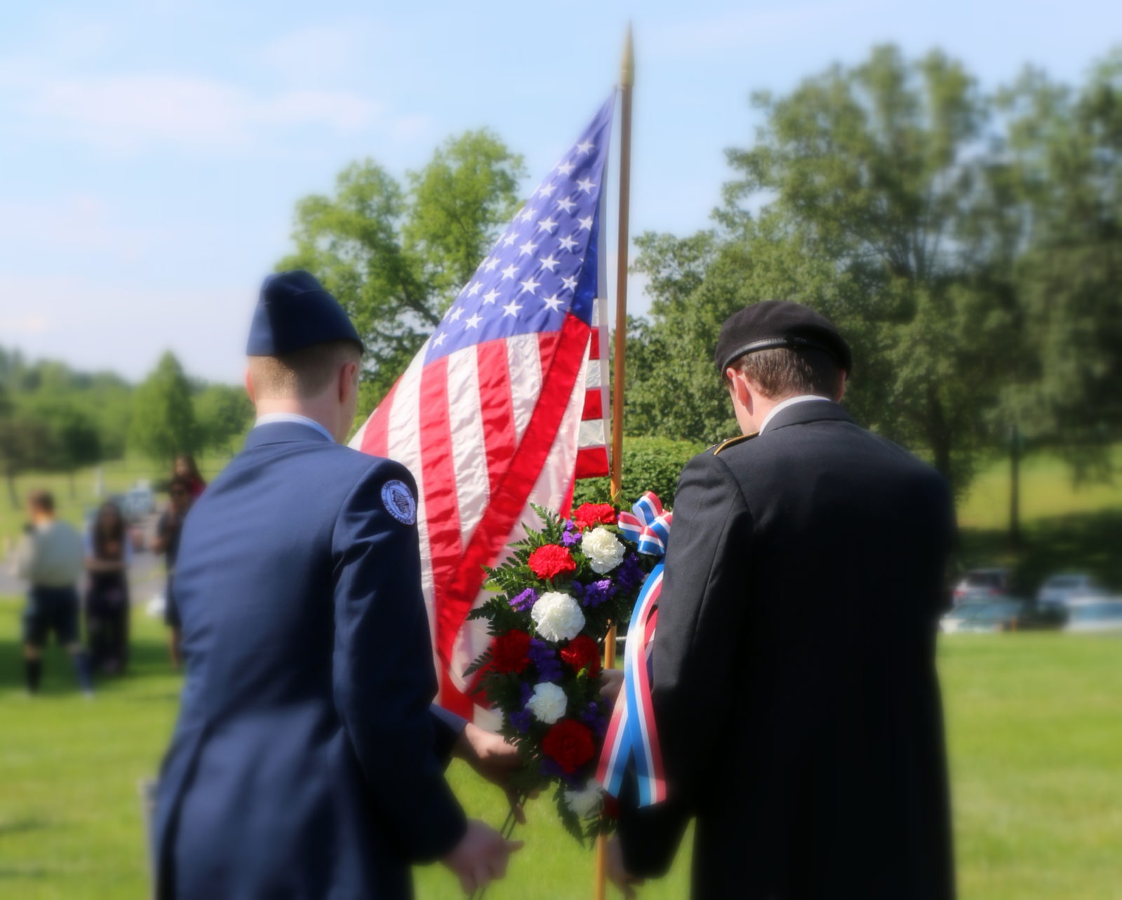 7 Memorial Day Prayers to Honor and Remember - 2023